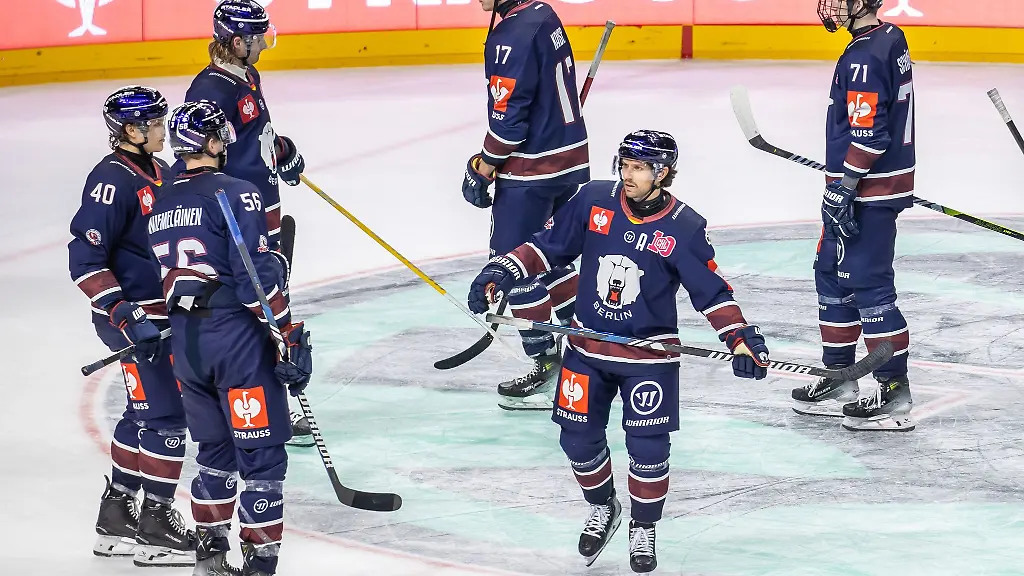 Die-Eisbaeren-Berlin-kassieren-im-Spitzenspiel-gegen-Bremerhaven-eine-knappe-Niederlage