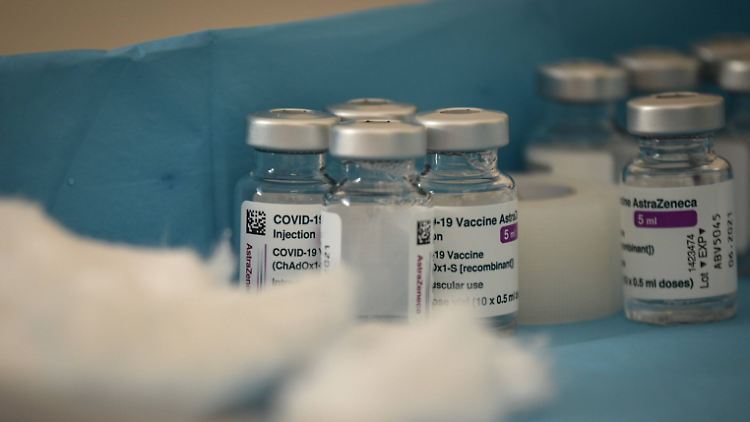 Noch ist offen, ob die schweren Zwischenfälle tatsächlich auf den Astrazeneca-Impfstoff zurückgehen.