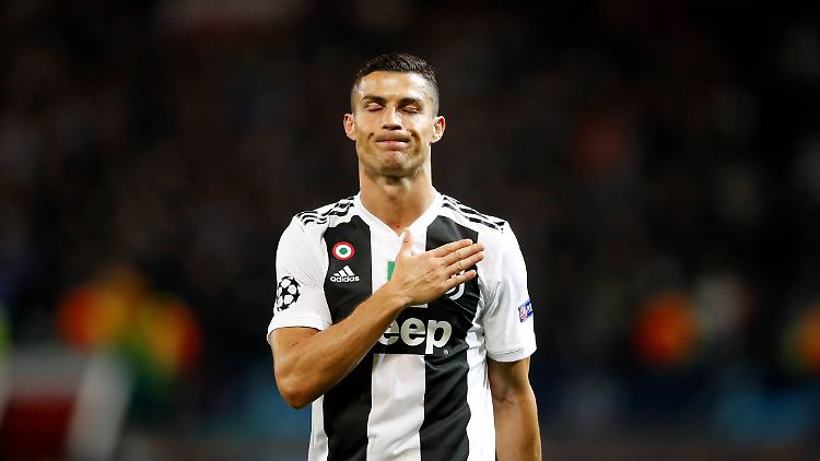 Cristiano Ronaldo tut sich schwer bei Juventus Turin, die internationalen Ziele wurden wieder dramatisch verfehlt.