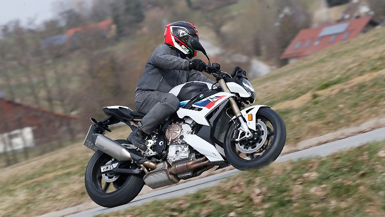 Der Spaß auf der neuen BMW S 1000 R beginnt ab 14.740 Euro und knackt in der Vollausstattung die 23.000-Euro-Marke.