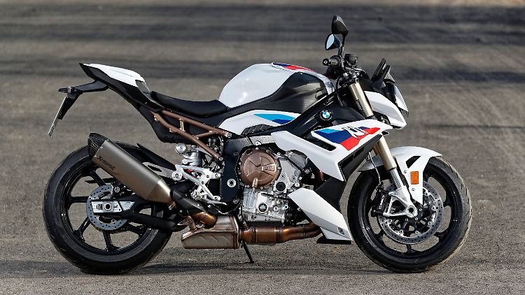 Mit 165 PS und einem maximalen Drehmoment von 114 Newtonmetern fährt die BMW ganz weit vorne mit.