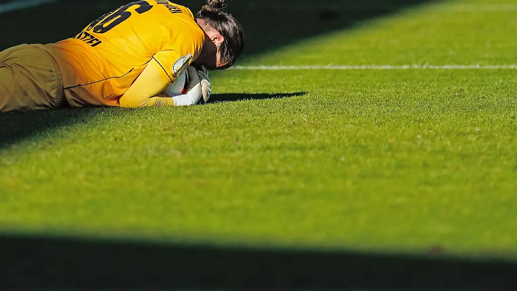 Wehens-Torwart-Florian-Stritzel-muss-zum-Rueckrundenauftakt-wegen-eines-Infektes-passen