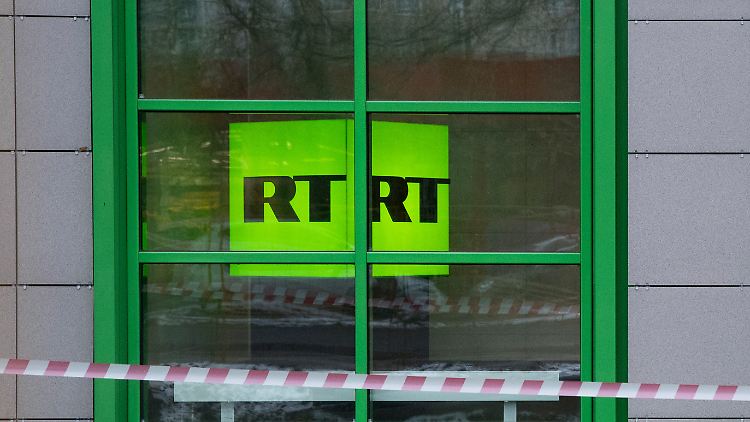 Moskau beklagt angebliche Einschränkungen für seinen Staatssender RT in Deutschland. 