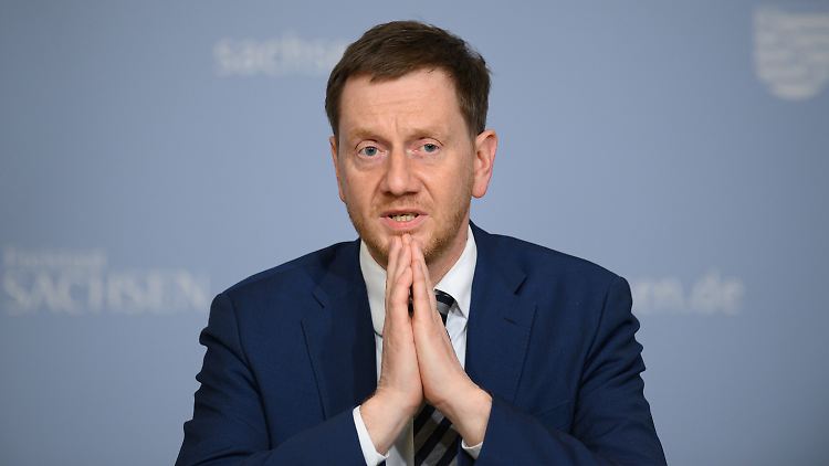 Michael Kretschmer zweifelt nicht an der Zuverlässigkeit des russischen Impfstoffs.