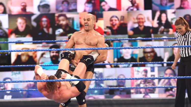Den Cesaro-Swing gab es in den letzten Monaten nur vor ein virtuellen Wand aus Wrestling-Fans.