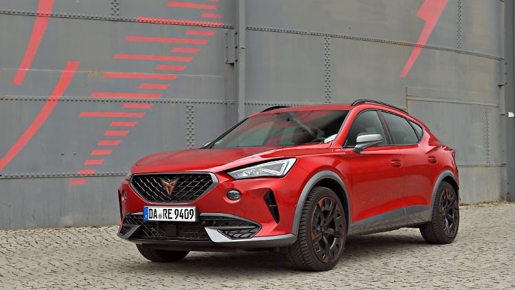 Eines der wohl letzten scharfen Eisen, das mit einem potenten Verbrennungsmotor mit 310 PS unterwegs ist: der Cupra Formentor VZ.