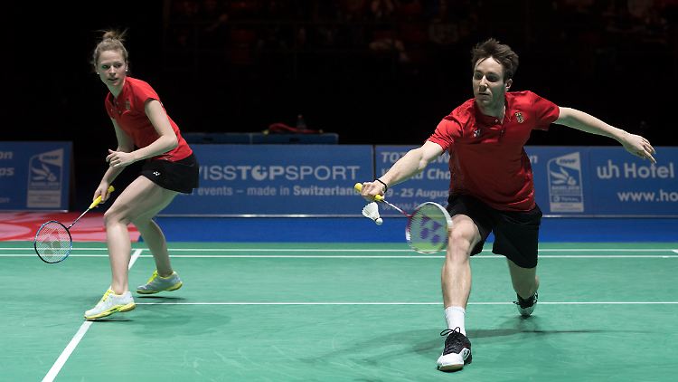 Gemischtes Doppel: In manchen Sportarten gibt es gemischte Teams, wie hier beim Badminton.