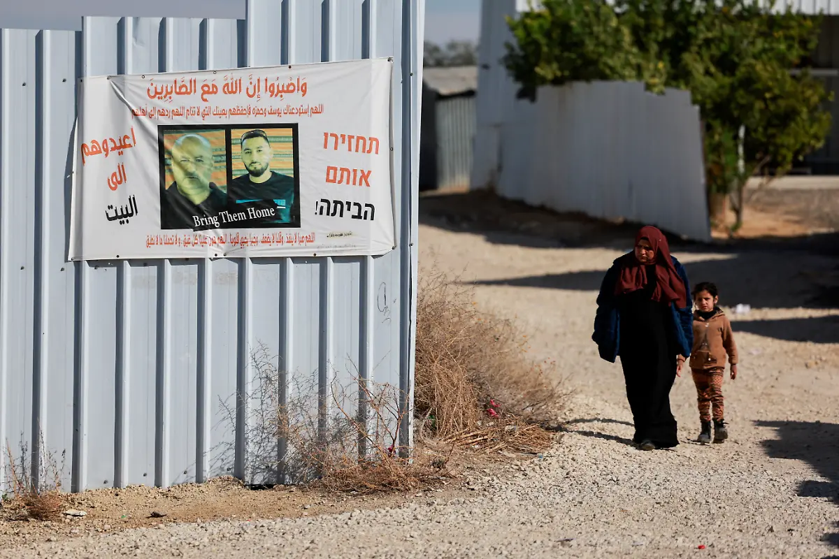 2025-01-09T105130Z-694506198-RC296CASPULH-RTRMADP-3-ISRAEL-PALESTINIANS-HOSTAGES