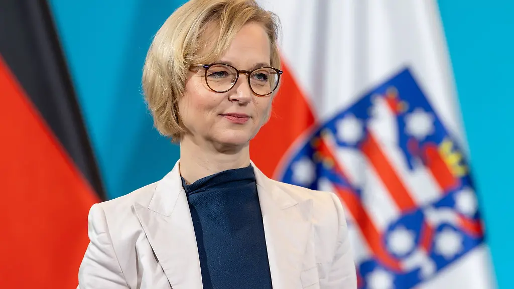 Thueringens-Finanzministerin-Katja-Wolf-BSW-will-Investitionen-ermoeglichen