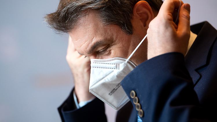 Ob geplante Öffnungsschritte zurückgenommen werden sollen, will CSU-Chef Markus Söder, erstmal abwarten.
