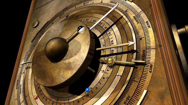 Kosmos-Darstellung an der Vorderseite des Antikythera-Mechanismus: die Positionen von Sonne, Mond und fünf Planeten sowie die Mondphase und die Mondknoten.