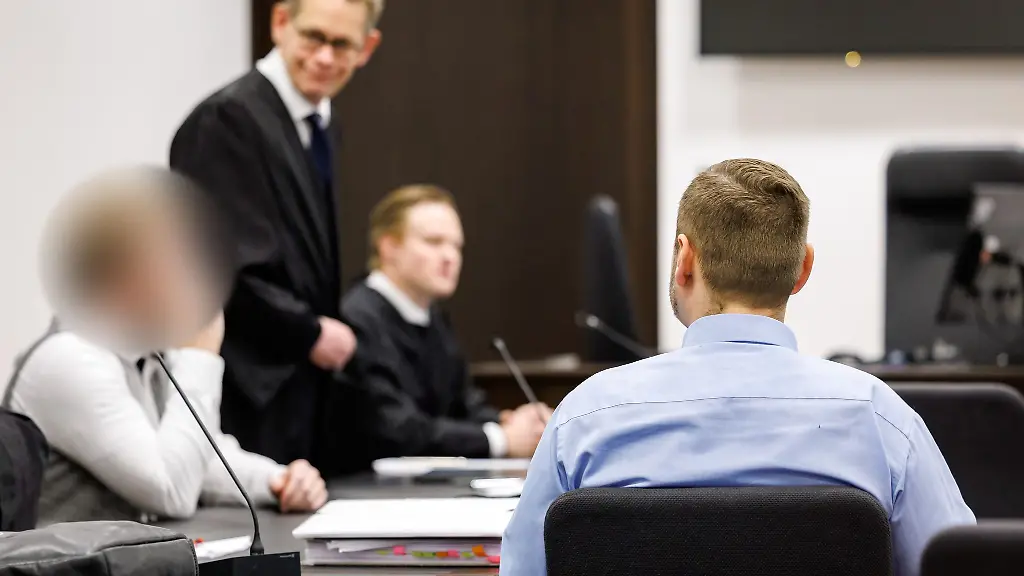 Der-Strafprozess-um-Betrug-mit-Corona-Schutzmasken-ist-mit-weitgehenden-Freispruechen-zu-Ende-gegangen