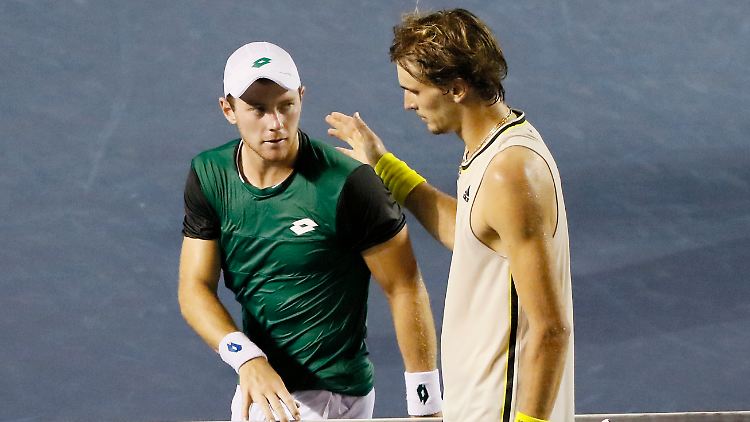 Zverev (r.) bleibt Sieger im Duell gegen Koepfer.
