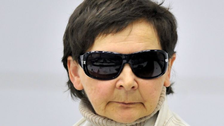 Verena Becker verantwortet sich wegen Mitschuld am Mord von Buback seit September 2010 vor Gericht.