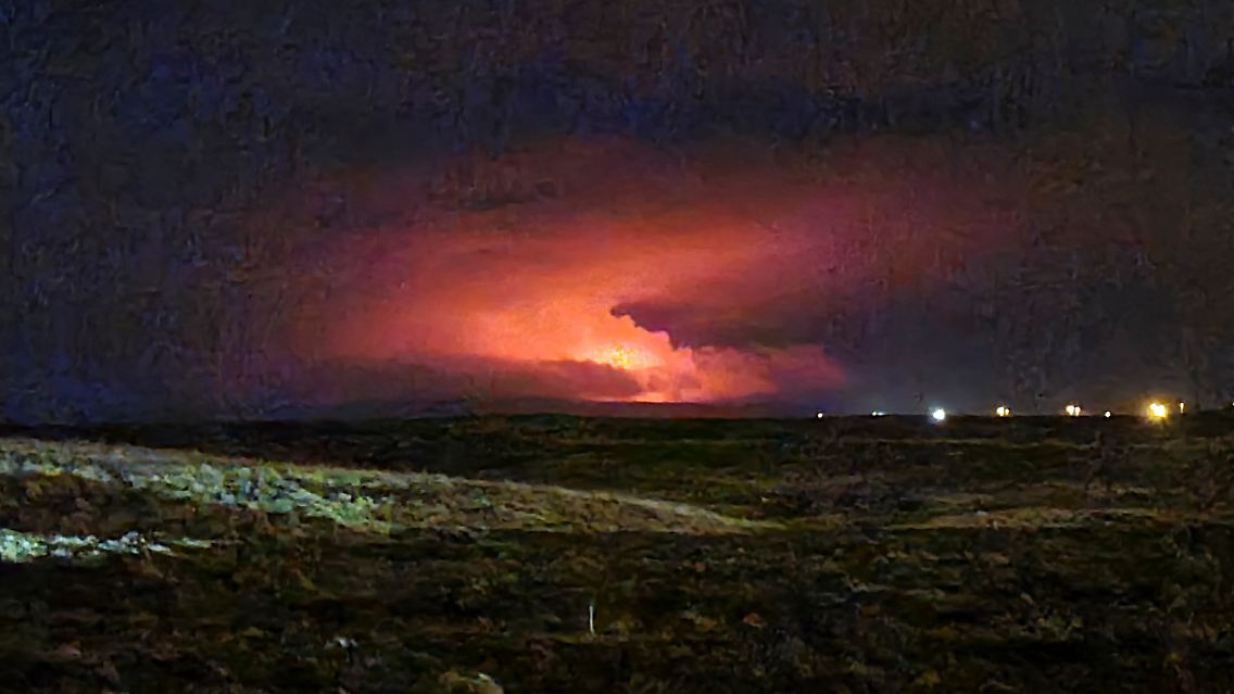 ... leuchtet der dunkle Himmel ...