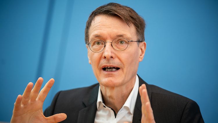 Momentan hält Lauterbach eine Ausgangssperre in Deutschland für nicht notwendig.