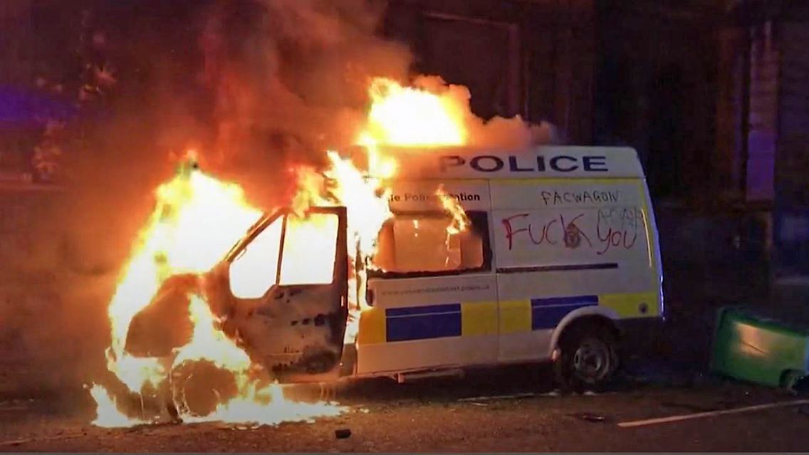 Bristol Polizeiwache Proteste.JPG