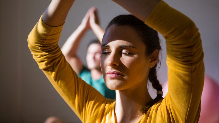 Meditation schärft den Geist - aber sie kann noch viel mehr, sagt Meditationsforscher Ulrich Ott.