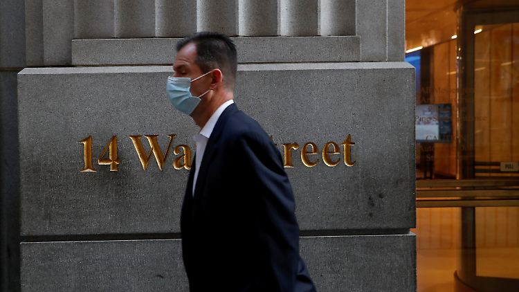 Zu Wochenbeginn riss der Dow Jones zwischenzeitlich sogar die Marke von 33.000 Punkten.