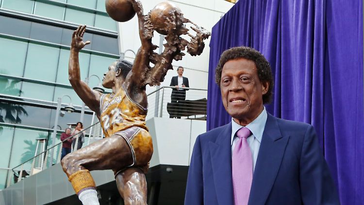 Elgin Baylor wurde 86 Jahre alt.