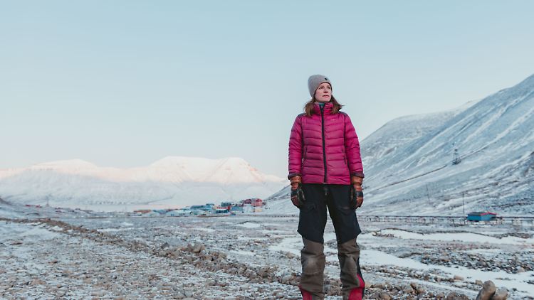 Line Nagell Ylvisåker lebt mit ihrem Mann und ihren zwei kleinen Kindern in Longyearbyen.