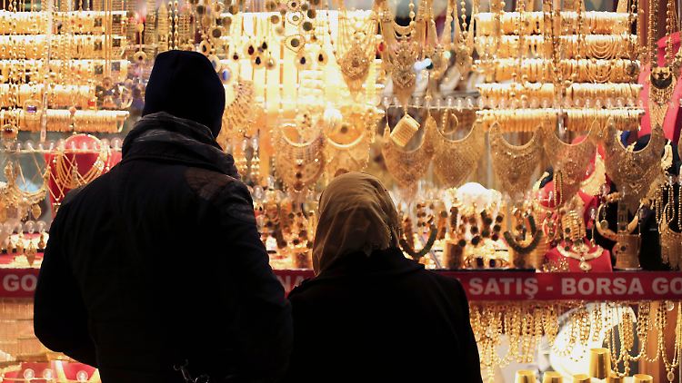 Appelle an die Türken, ihre Goldbestände gegen Lira einzutauschen sind schon in der Vergangenheit verhallt. 