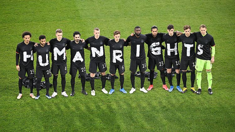 Die DFB-Elf vor dem WM-Qualifikationsspiel gegen Island im März.