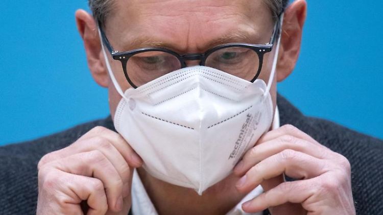 Michael Müller befürwortet die Änderung des Infektionsschutzgesetzes, betont aber einige Länderkompetenzen.