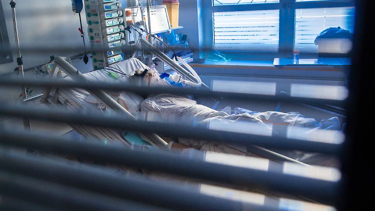 Die Überlebenschancen für Covid-19-Patienten haben sich laut der Studie erhöht.
