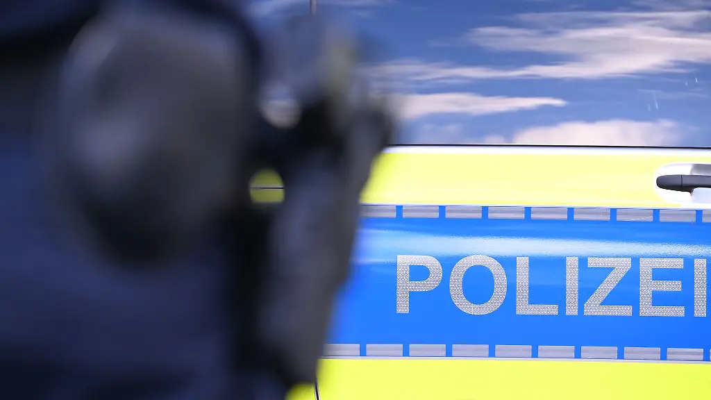 Mehr-sichtbare-Polizeipraesenz-und-ein-erhoehter-Kontrolldruck-stehen-im-Mittelpunkt-der-Innenstadtoffensive-in-Hessen