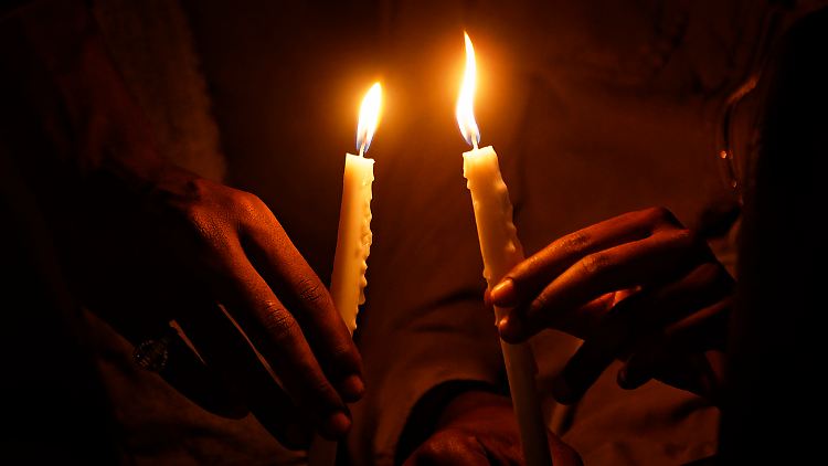 Bis heute Gedenken Menschen in Ruanda dem Völkermord von vor mehr als 25 Jahren.