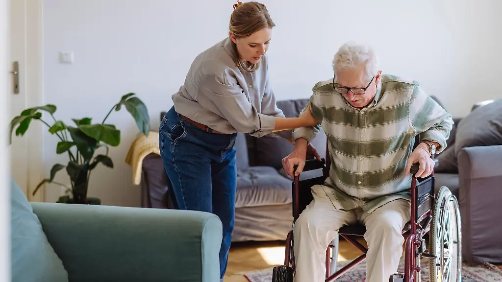 Wenn-Vater-oder-Mutter-Pflege-brauchen-muessen-wir-unseren-Alltag-oft-ganz-neu-organisieren
