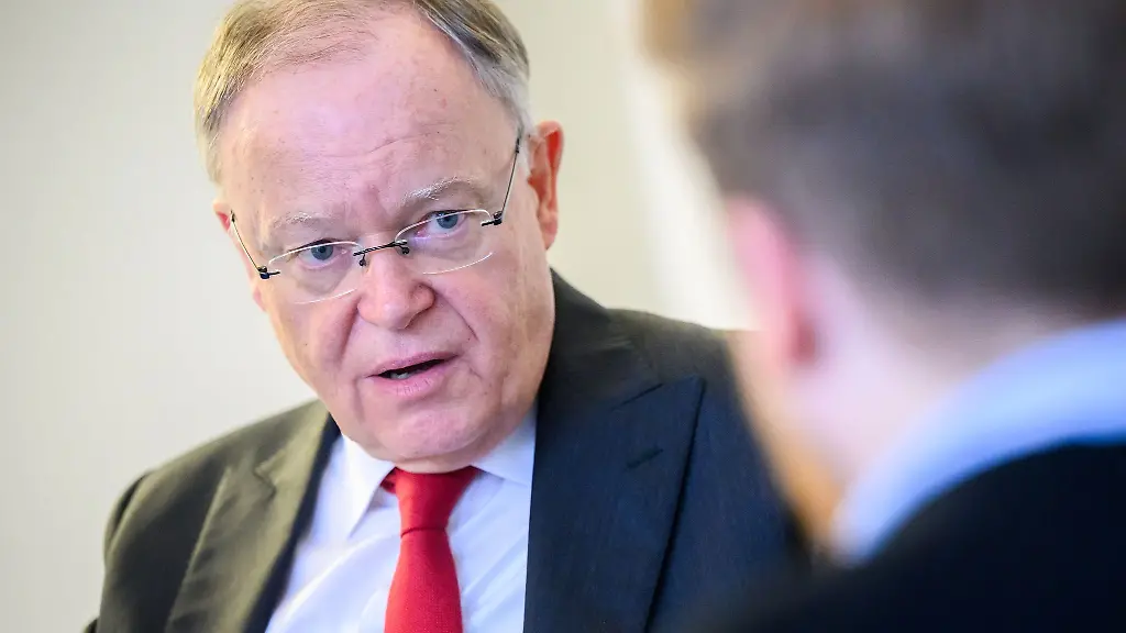 Weil-haelt-Merz-Aeusserungen-fuer-unverantwortlich