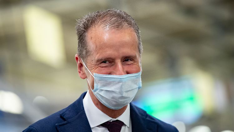 VW-Chef Herbert Diess verdiente der Studie zufolge   7,7 Millionen Euro.