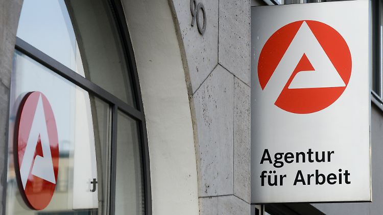Die Bundesagentur für Arbeit verzeichnet in fast allen Branchen wieder mehr Stellenausschreibungen. 