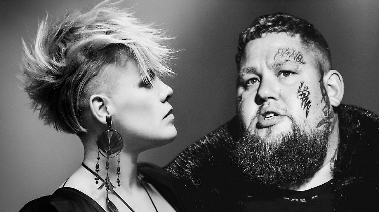 Machen gemeinsame Sache: Pink und Rag 'n' Bone Man.
