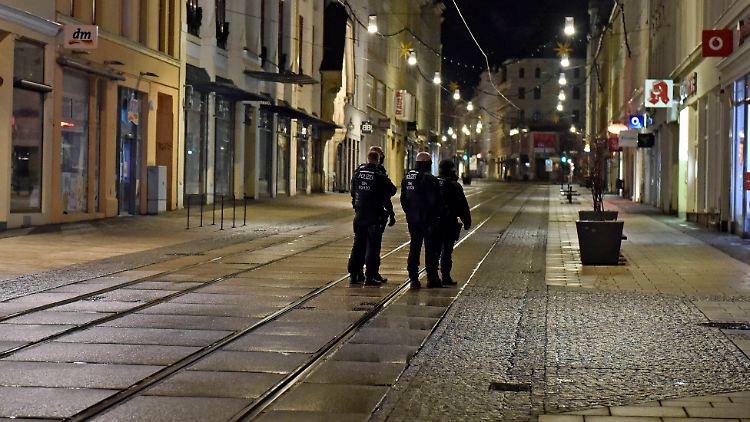 Das Prinzip der nächtlichen Ausgangssperre: Ohne triftigen Grund darf niemand das Haus verlassen.