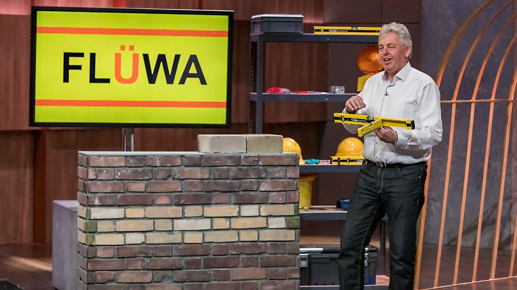 Im April 2021 präsentierte Karlheinz Voll seine Idee "Flüwa" bei "Die Höhle der Löwen".