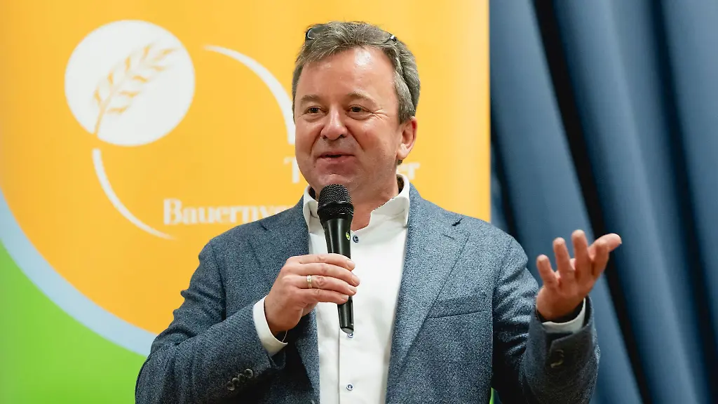 Der-Praesident-des-Thueringer-Bauernverbands-Klaus-Wagner-sieht-bereits-Folgen-der-Maul-und-Klauenseuche-fuer-Thueringer-Agrarbetriebe