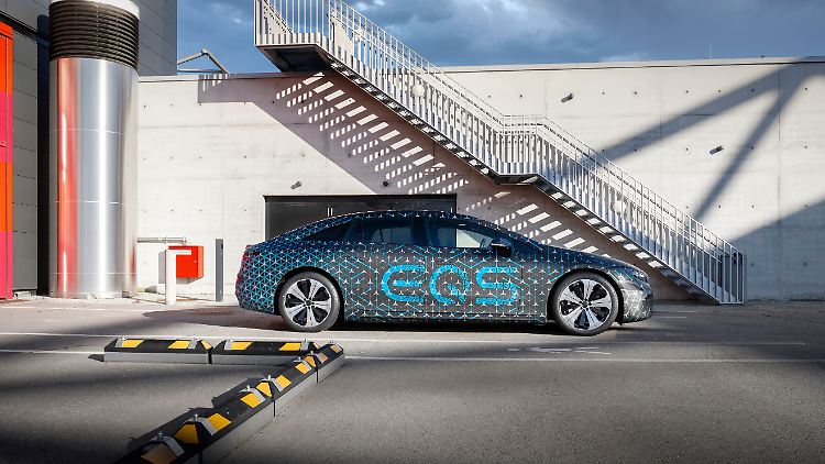 In seiner Gesamtheit dürfte der Mercedes EQS, wie einst die S-Klasse, Maßstäbe setzen.