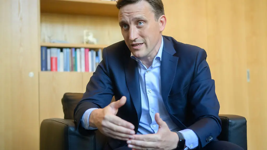 CDU-Fraktionschef-Lechner-will-auch-mit-KI-gegen-islamistische-Radikalisierung-vorgehen