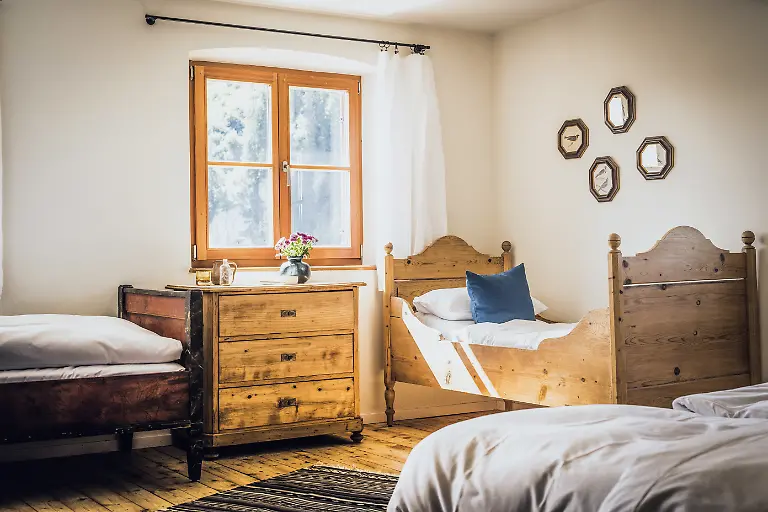 289A-GREAT-ESCAPES-GERMANY-JU-43476