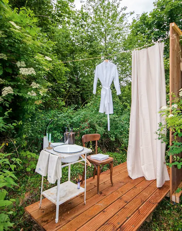 106D-GREAT-ESCAPES-GERMANY-JU-43476