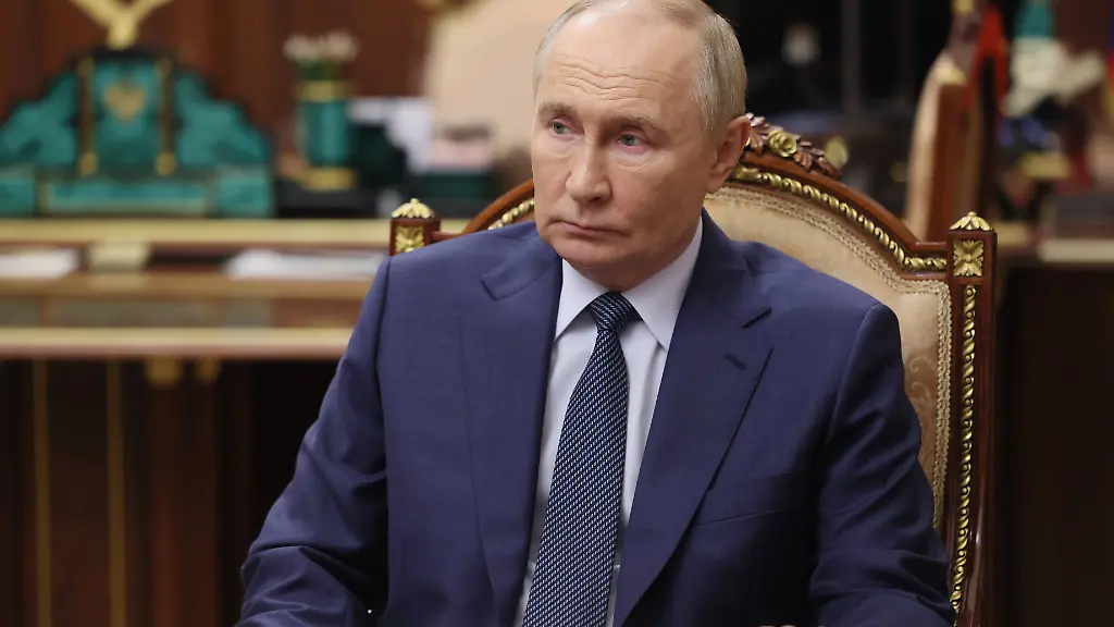 49bd68ab93b990bce6bdfe0a93e113f5