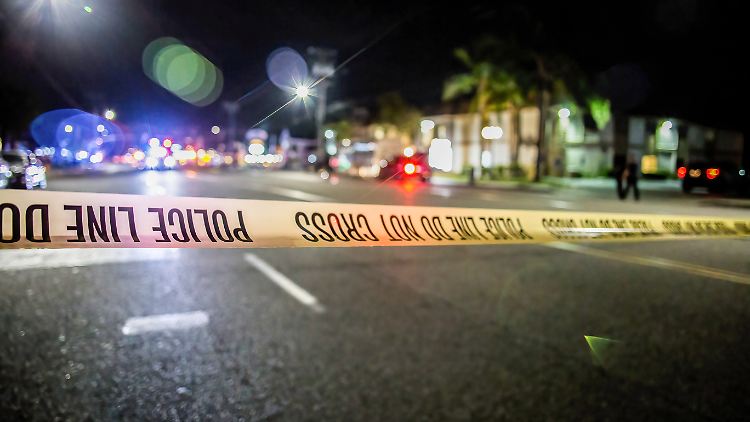 Bei der Tat in Kalifornien kamen drei Erwachsene und ein neunjähriger Junge ums Leben, eine Frau wurde schwer verletzt.