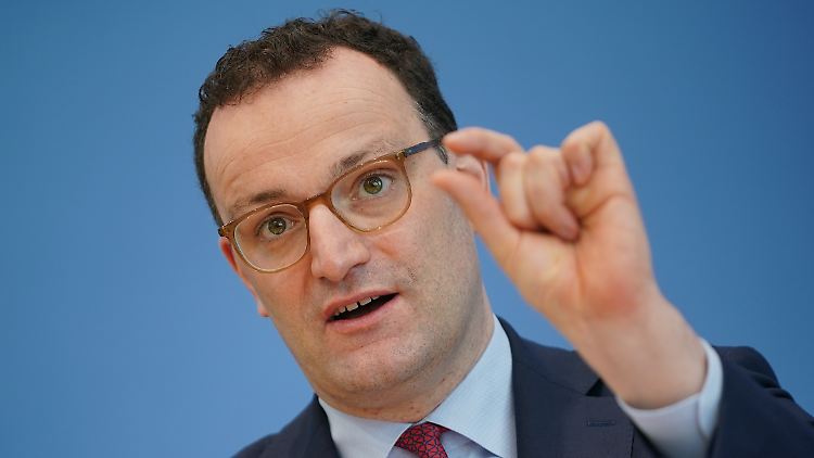 Spahn will Geimpften mehr Freiheiten ermöglichen.