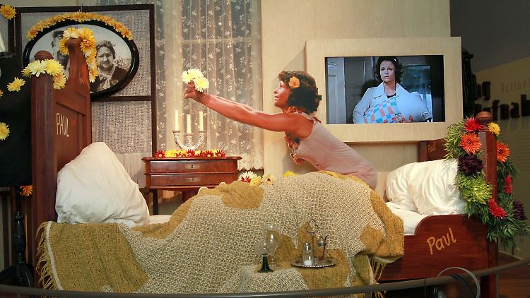 Im Filmmuseum in Potsdam wurde eine Filmszene aus "Die Legende von Paul und Paula" nachgebaut.