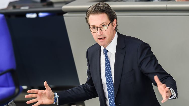 Er will, dass die deutsche Autoindustrie eine Zukunft hat: Andreas Scheuer.