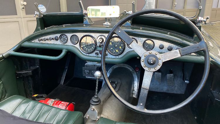 Das große dürre Lenkrad des Frazer Nash Mille Miglia ist gewöhnungsbedürftig.