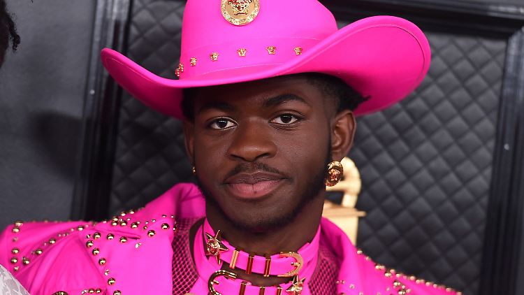 Rapper Lil Nas X verkaufte 666 Exemplare der "Satan-Schuhe".